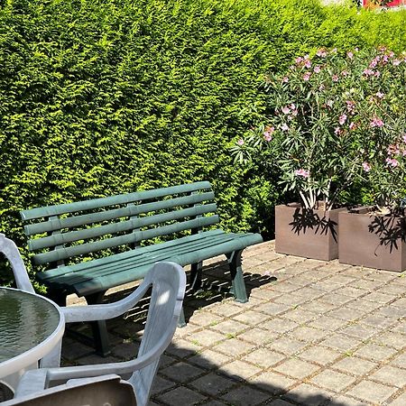 Pension Am Renner Dresde Exterior foto