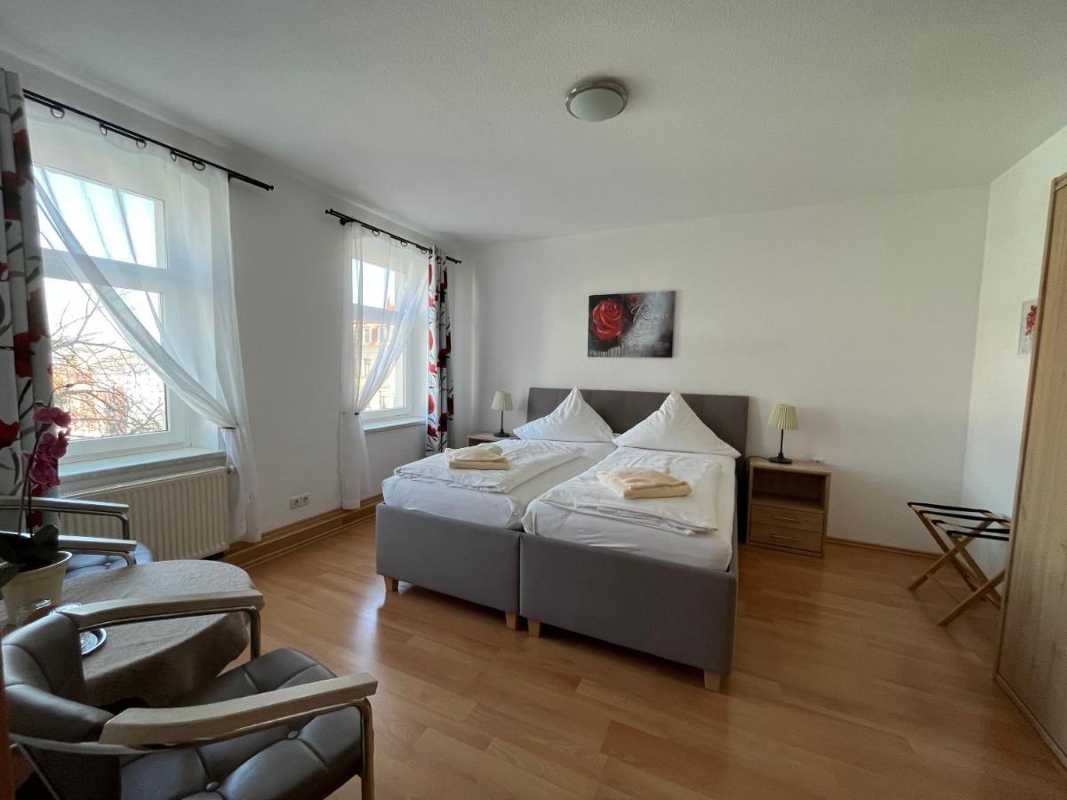 Pension Am Renner Dresde Exterior foto