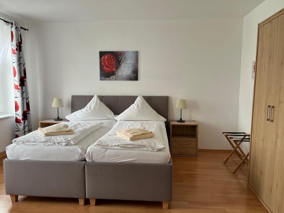 Pension Am Renner Dresde Exterior foto