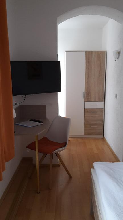 Pension Am Renner Dresde Exterior foto