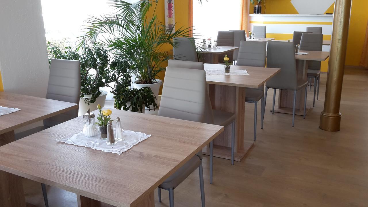 Pension Am Renner Dresde Exterior foto